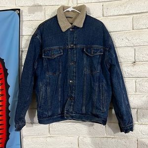 Sherpa lined wrangler denim jacket